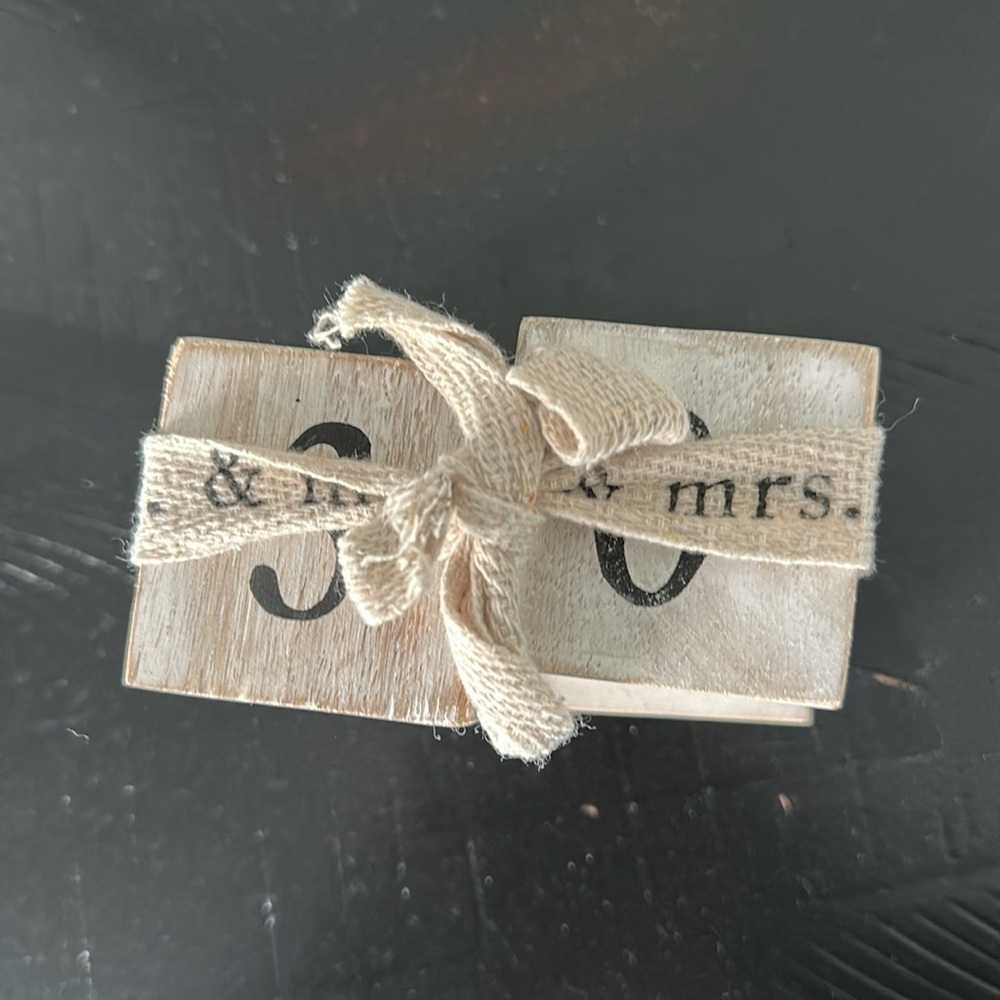 Mr and Mrs wedding countdown cubes engagement gift bridal shower bachelorette - Picture 4 of 6
